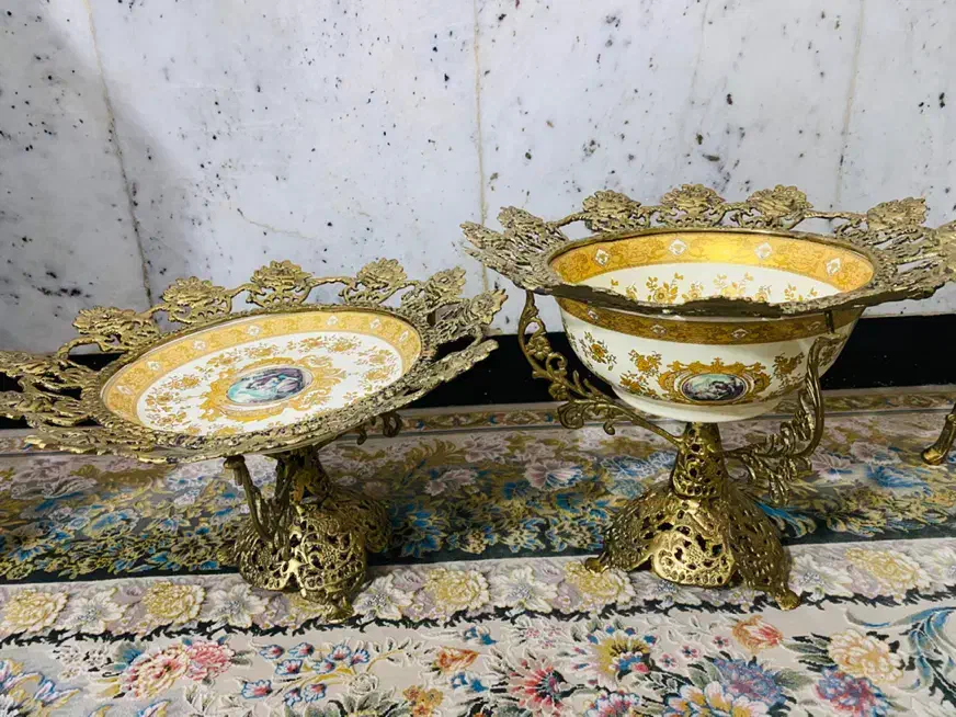 برنزه|ظروف سرو و پذیرایی|پاوه, |دیوار