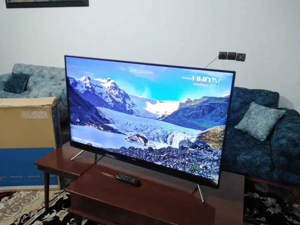 ال ای دی 43سامسونگ‌ ساندباند دار بلوتوث دار فرم لس|تلویزیون و پروژکتور|مشهد, طلاب|دیوار