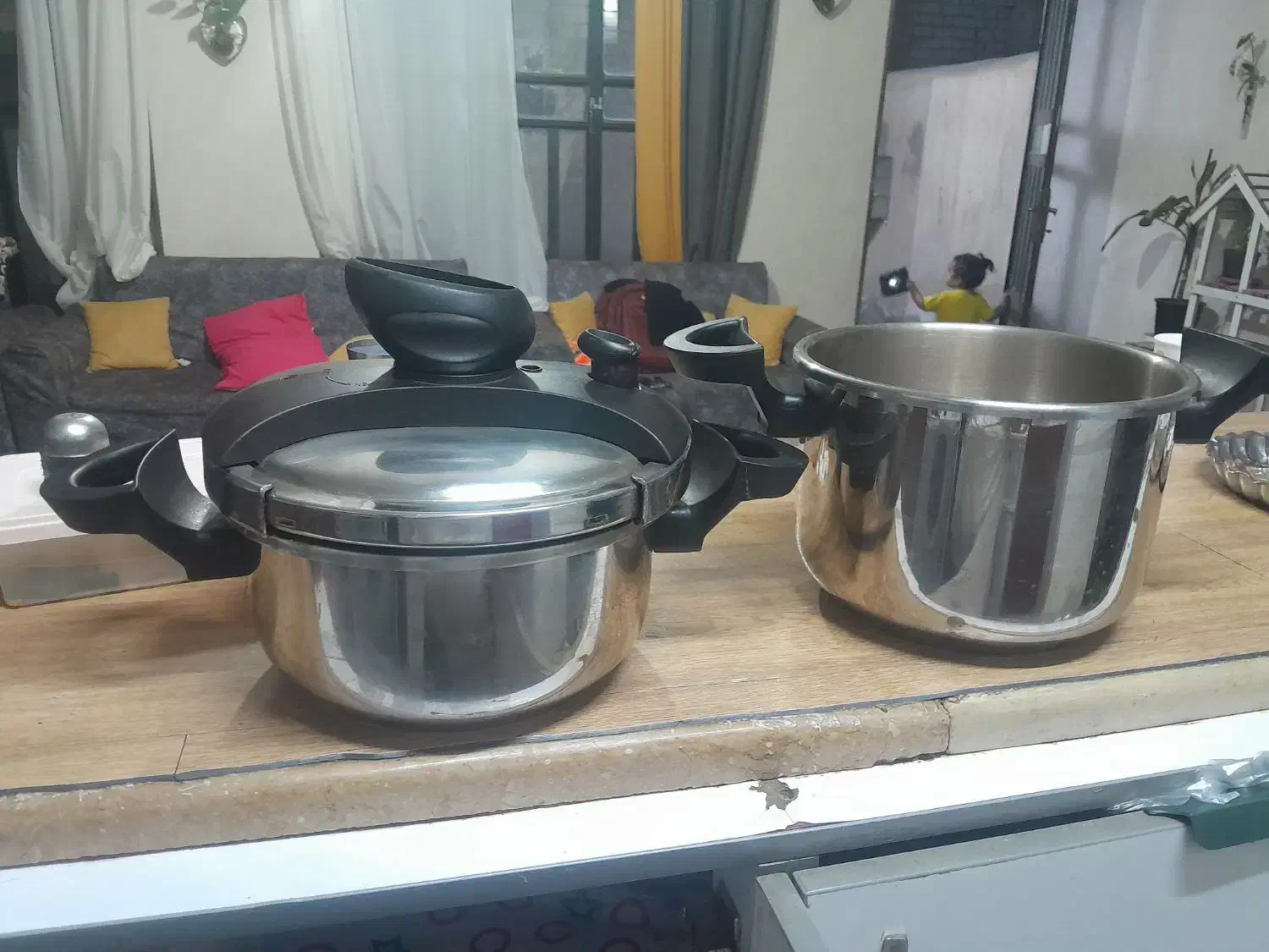 زود پز دو قابلمه ای|ظروف پختوپز|شیراز, کوشک میدان|دیوار