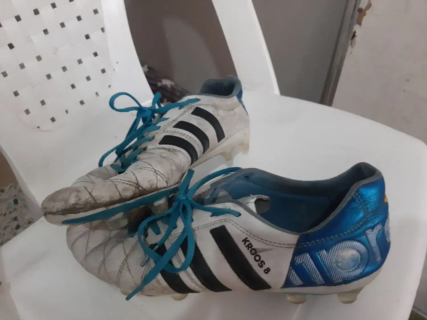 کفش فوتبالی|کیف، کفش، کمربند|اهواز, کوی نفت|دیوار