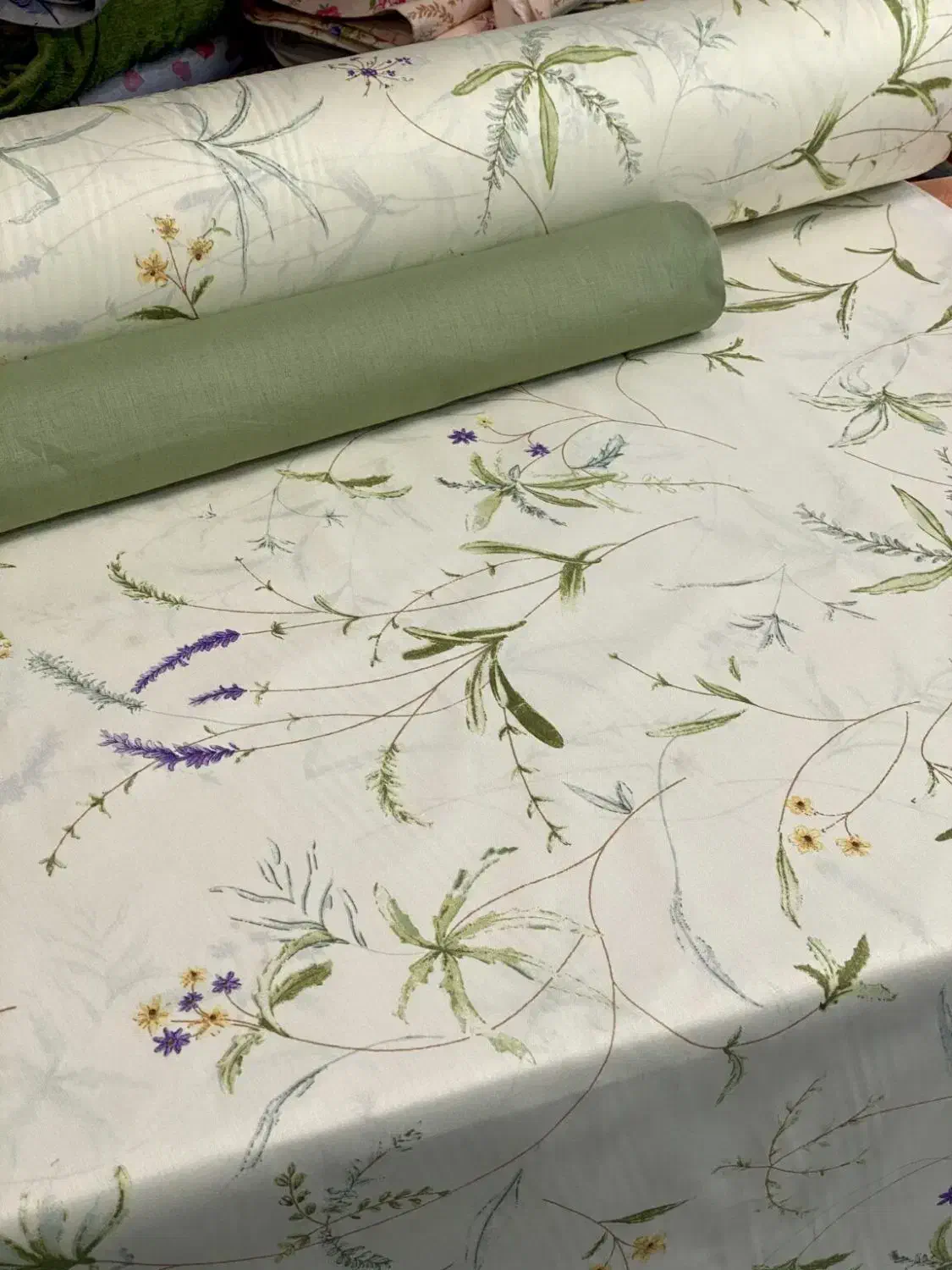 پارچه درجه 1|رختخواب، بالش، پتو|هشتگرد, شهرک ولیعصر (مصلی)|دیوار