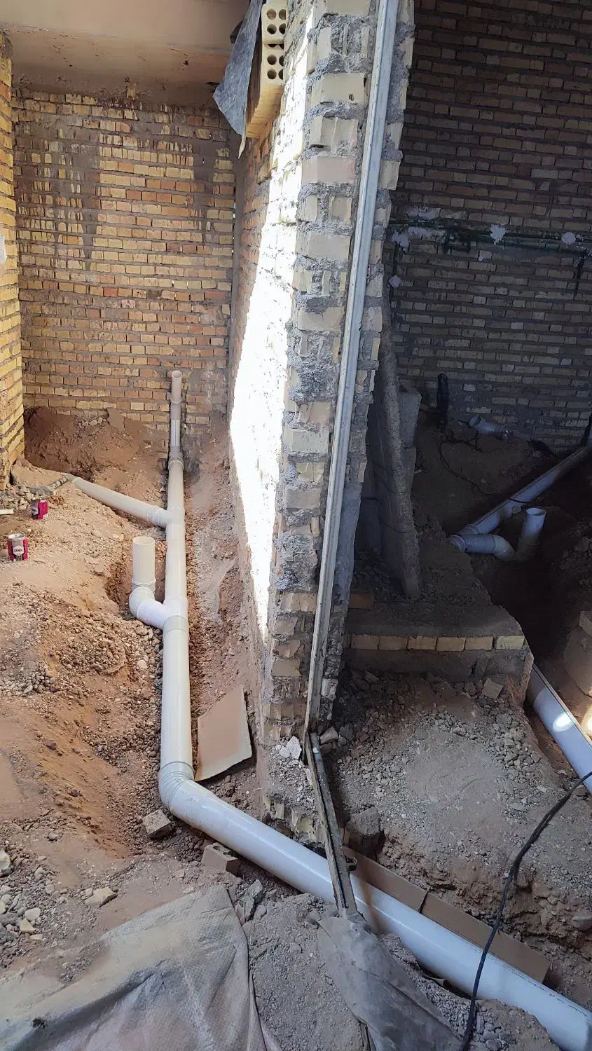 لوله کشی آب فاضلاب و برقکار ساختمان|خدمات پیشه و مهارت|شوشتر, |دیوار