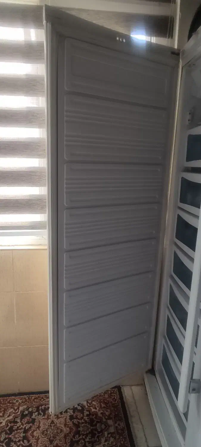 فریزر درحال کار است موتورش موقع اتومات صدا میده|یخچال و فریزر|پردیس, فاز ۳|دیوار