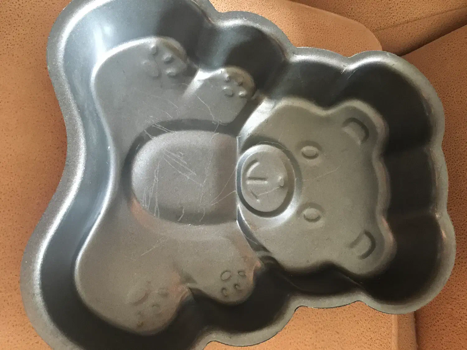 قالب|ظروف پخت‌وپز|مشهد, راهنمایی|دیوار