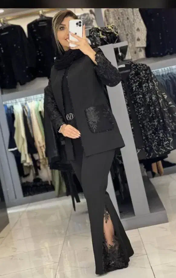 زیبا نو|لباس|کرمان, |دیوار