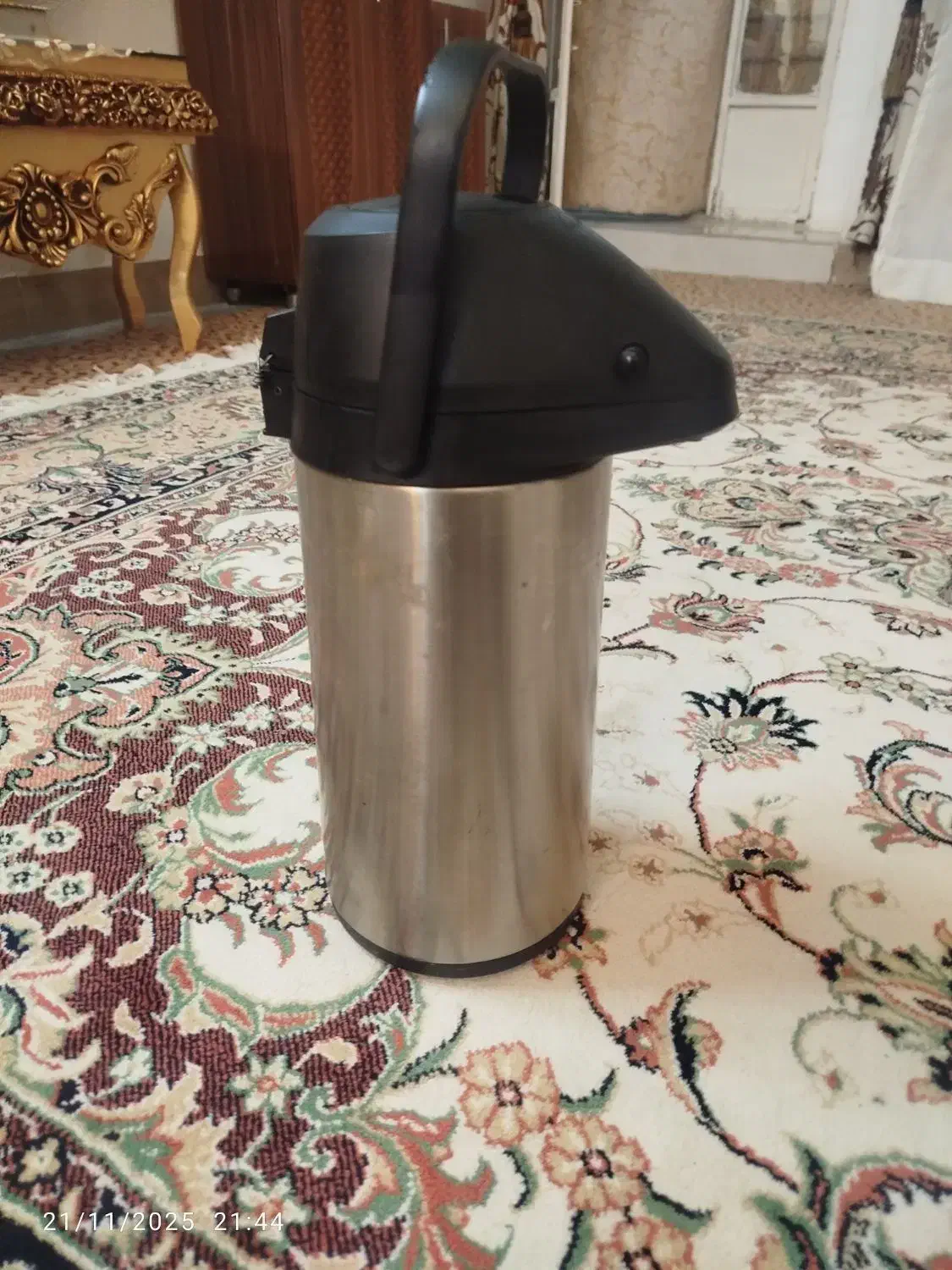 قلیون برنجی و فلاکس|صنایع دستی و سایر لوازم تزئینی|تربت‌حیدریه, منظر|دیوار