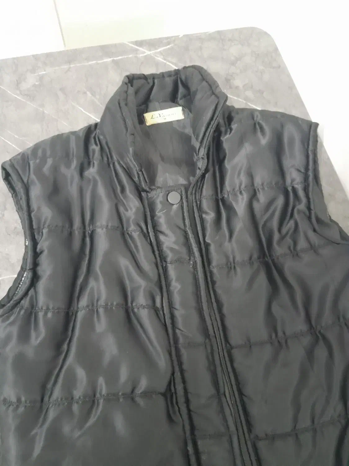 کاپشن|لباس|گرگان, |دیوار