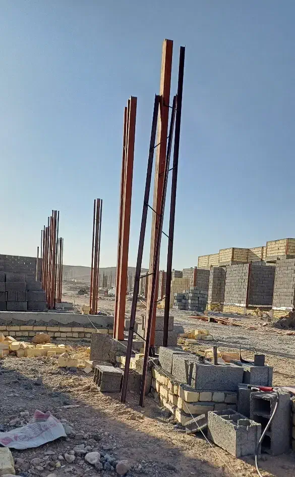 یک نیروی جوشکاری  اتباع نیازمندم|استخدام معماری، عمران و ساختمانی|قم, لسانی|دیوار