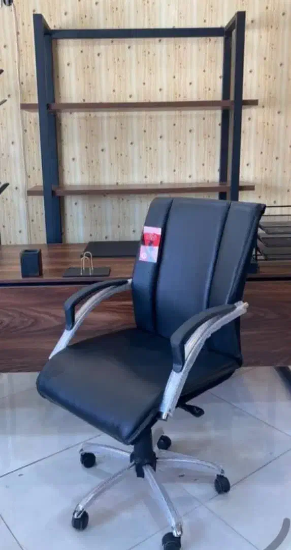 صندلی کارمند چرخدار کرکره ای 2367میز و مبل اداری|مبلمان اداری|تهران, شهرک دانشگاه|دیوار