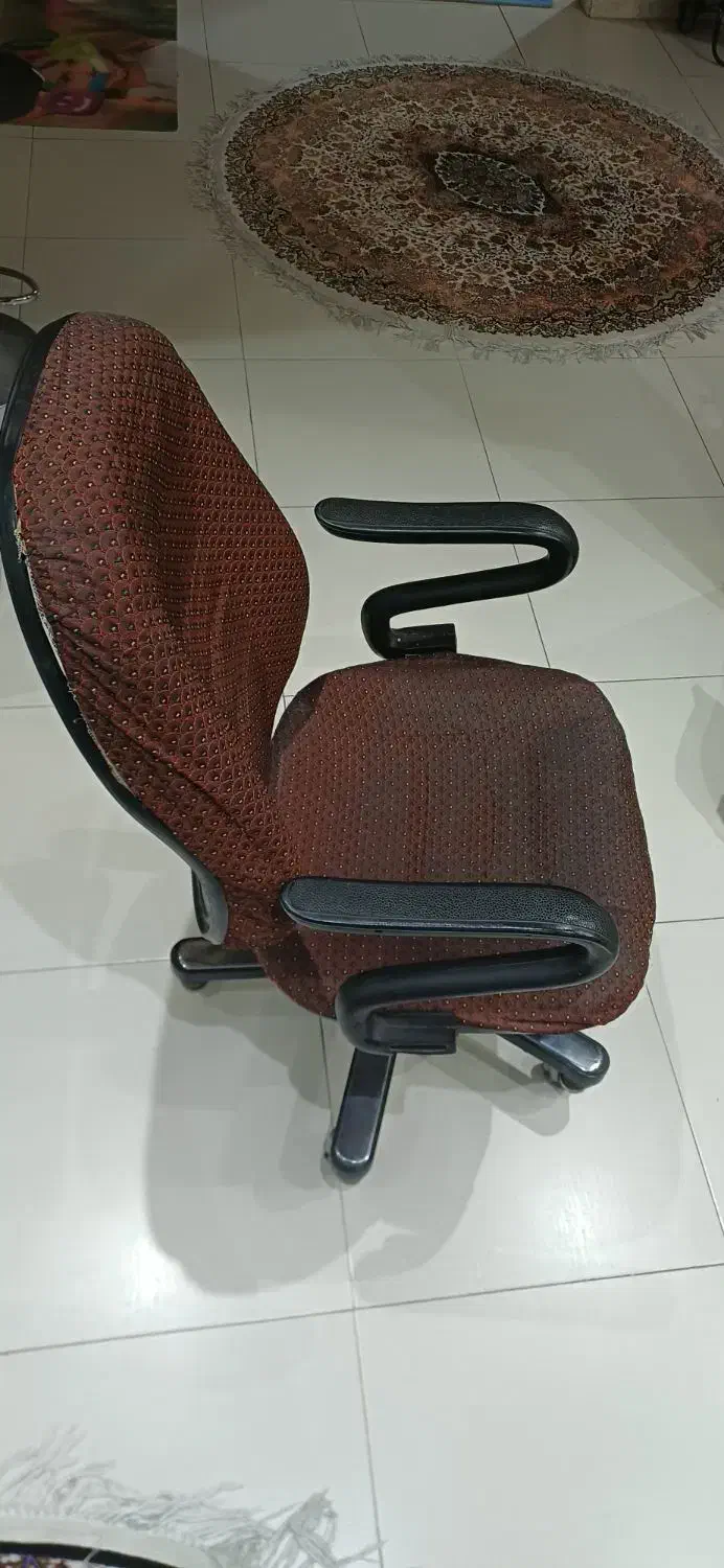 صندلی گردان پشت بلند|مبلمان اداری|مشکین‌دشت, |دیوار