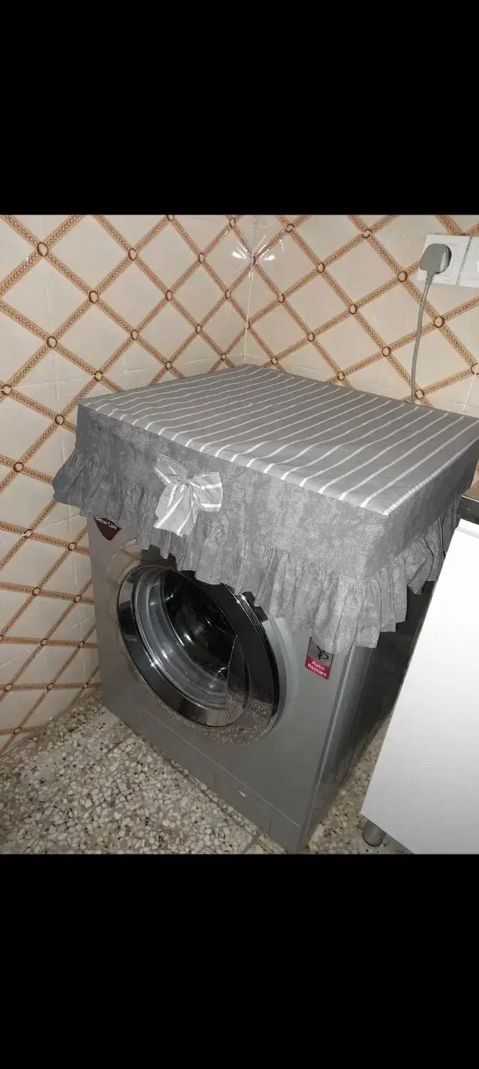 ماشین لباسشویی ال جی ۸ کیلویی..در حد نو|ماشین لباسشویی و خشککن لباس|فراشبند, |دیوار