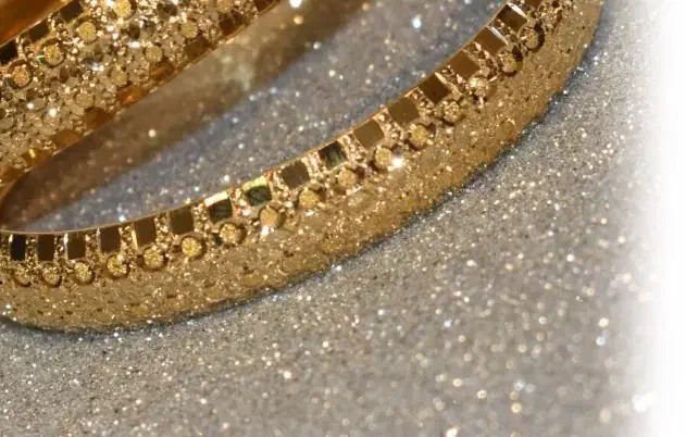 النگو گمشده|اشیا|زنجان, |دیوار