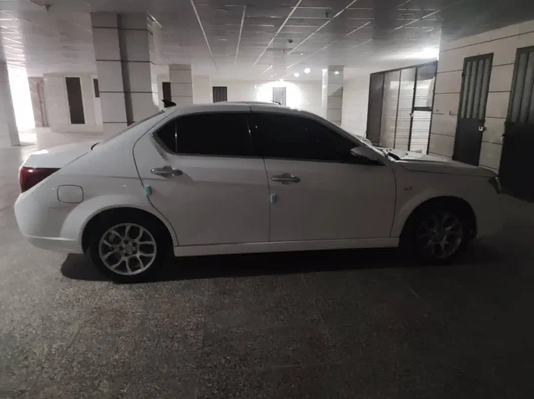 دنا پلاس توربو اتوماتیک|خودرو سواری و وانت|زرقان, |دیوار