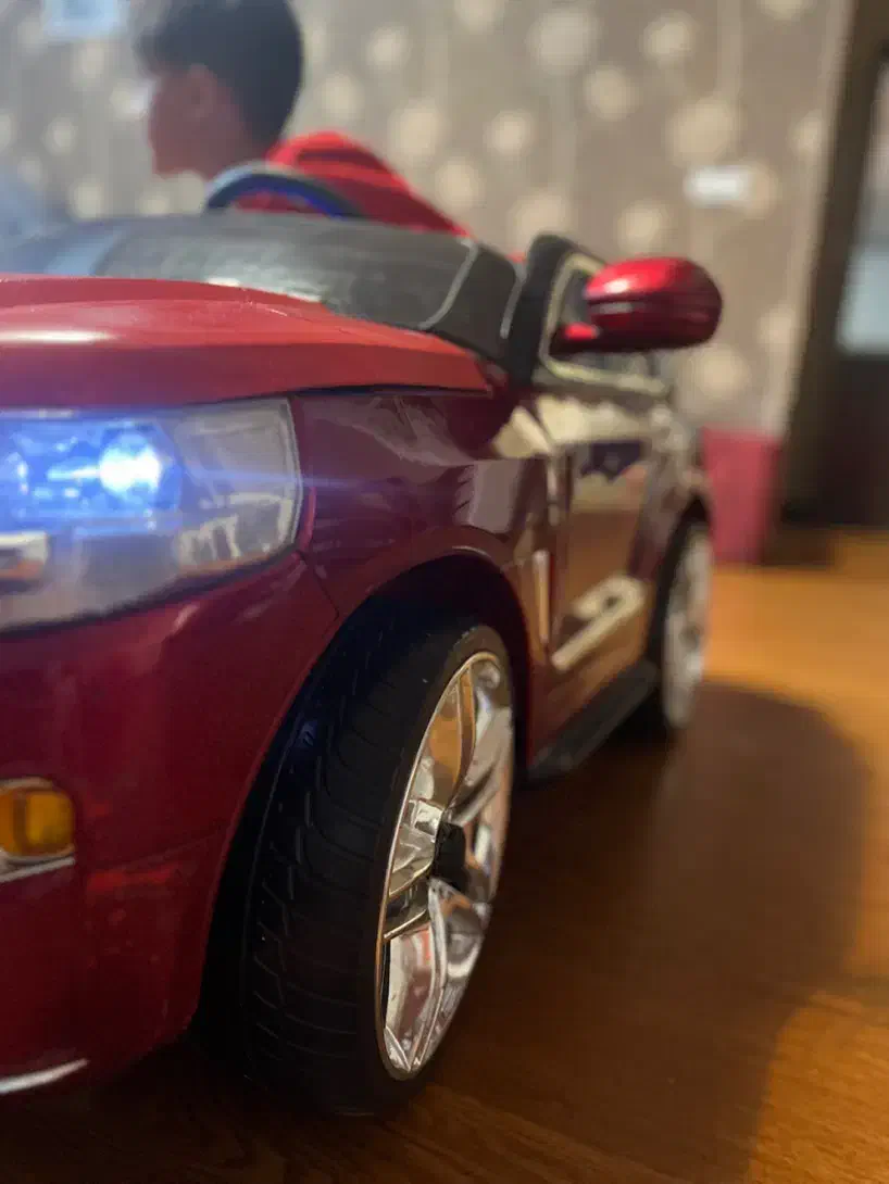 ماشین شارژی مانیتور دار پر قدرت|اسباب و اثاث بچه|سمنان, |دیوار