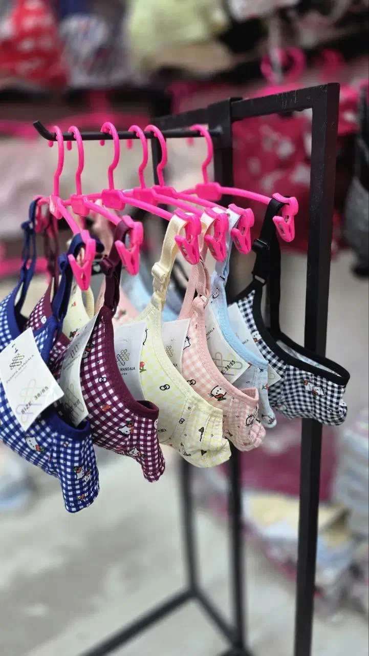 تخفیف ویژه سوتین اسفنجی وارداتی|لباس|نسیم‌شهر, |دیوار