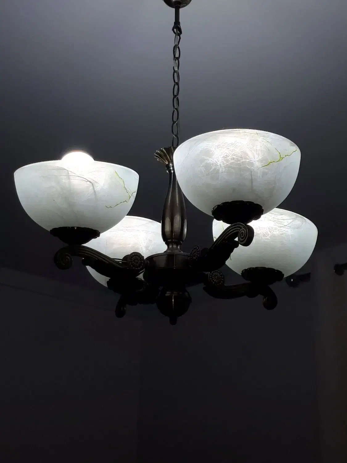 فروش ۴ عدد لوستر زیبا کلاسیک|لوستر و چراغ آویز|بوشهر, |دیوار