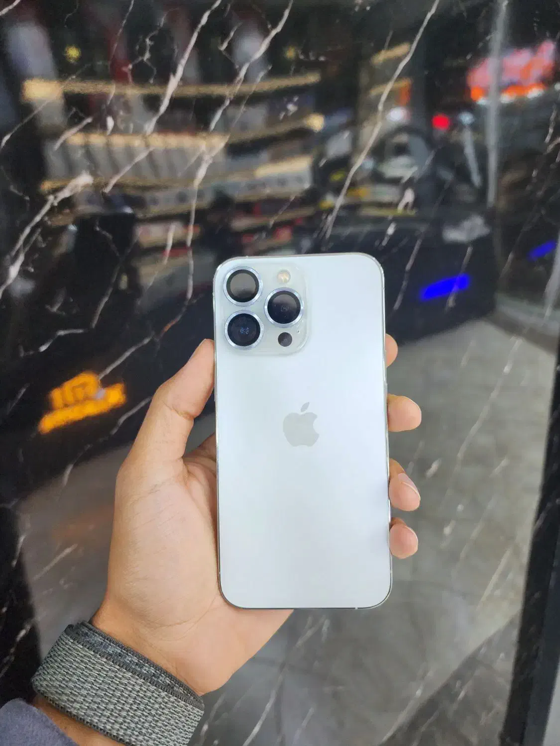 13 pro lla 128 g داریا موبایل شعبه۲|موبایل|نظرآباد, شهرک سید جمال الدین|دیوار