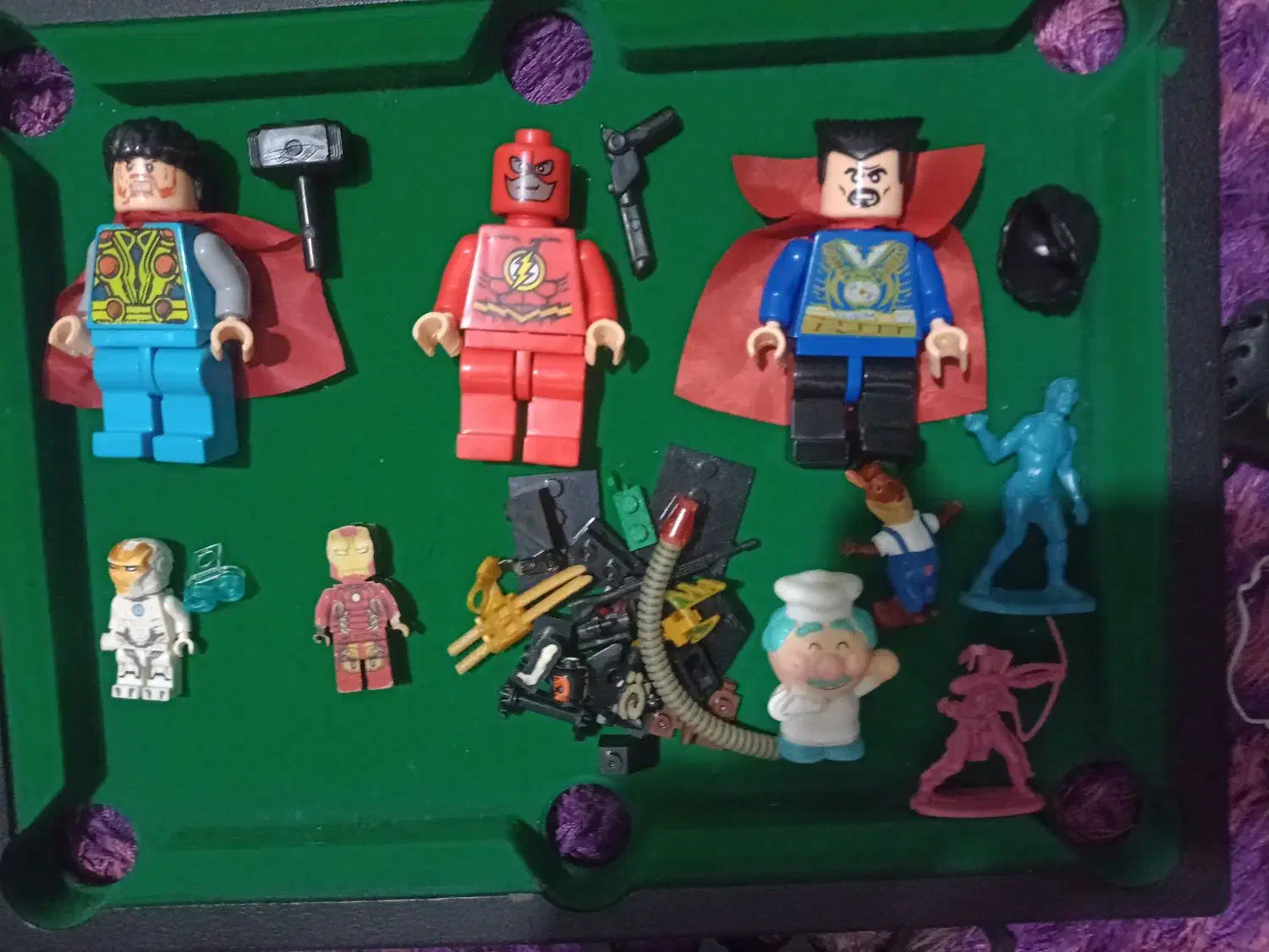 لگو|اسباببازی بچه|رشت, کوی مهر|دیوار