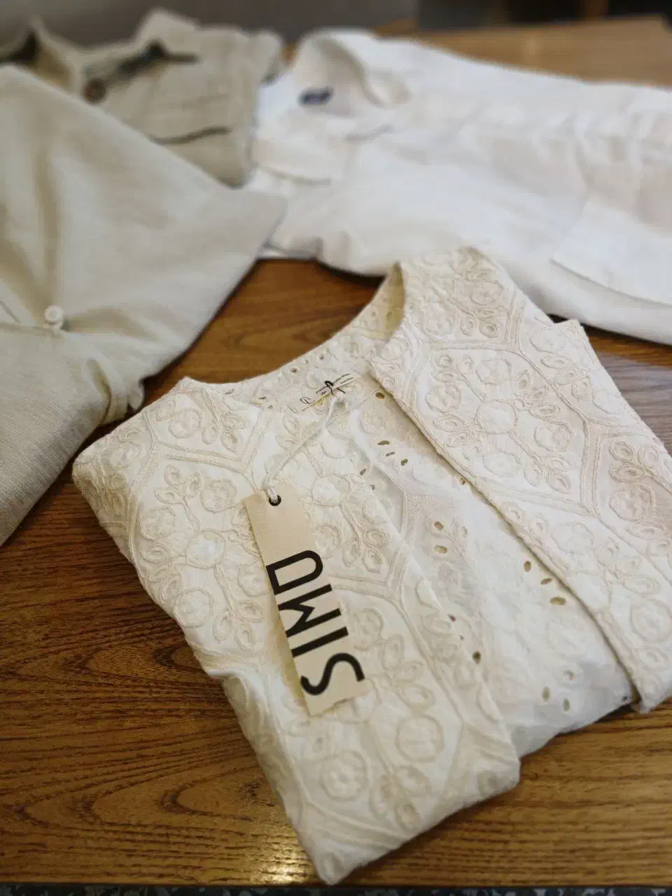 کت مجلسی|لباس|اصفهان, شفق|دیوار