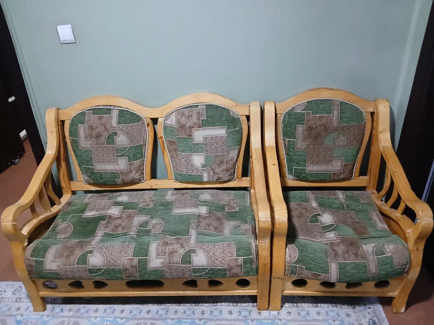 مبل و تخت|مبلمان خانگی و میز عسلی|شیراز, سینما سعدی|دیوار