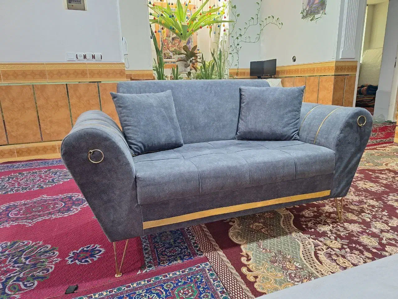 سرویس مبل 6 نفره|مبلمان خانگی و میز عسلی|شیراز, نصر|دیوار