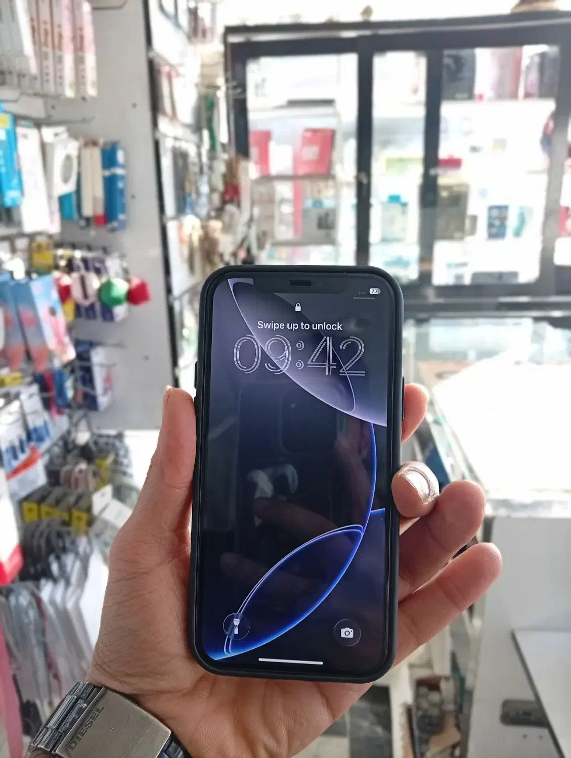 12 normal|موبایل|مشهد, هنرور|دیوار