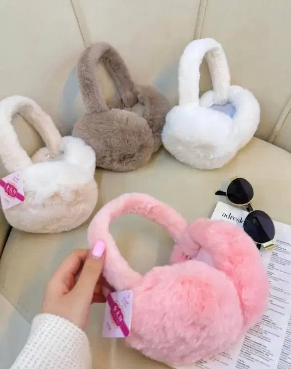 گوش پوش فانتزی|لباس|اصفهان, ملاصدرا|دیوار