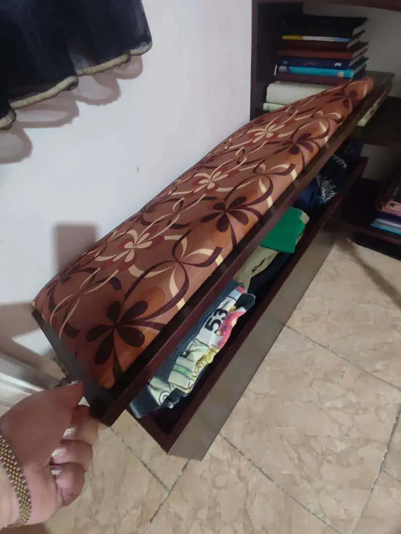 صندوقچه نیمکتی|جاکفشی، کمد، دراور|گرگان, |دیوار