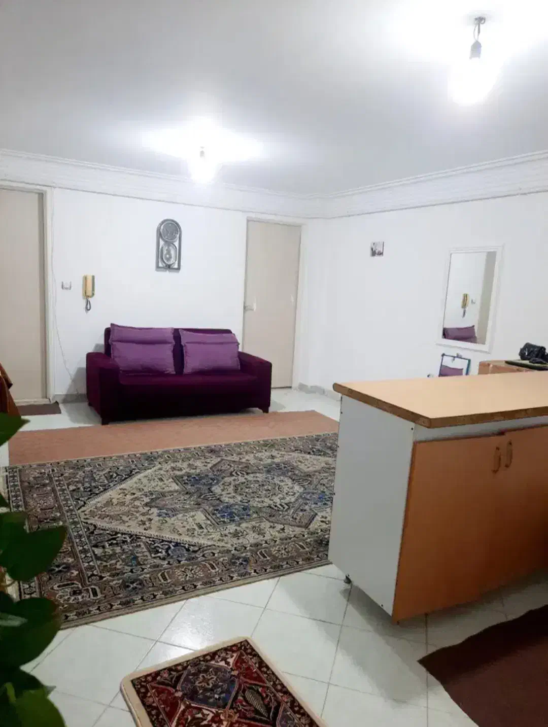 فروش واحد ۵۰ متر ۱ خواب سنددار اولین کوچه فلکه گاز|فروش آپارتمان|رشت, نامجو|دیوار