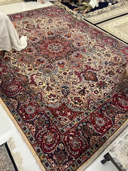 فرش دستباف قدیمی (عطیقه)|فرش|مشهد, شهید فرامرز عباسی|دیوار