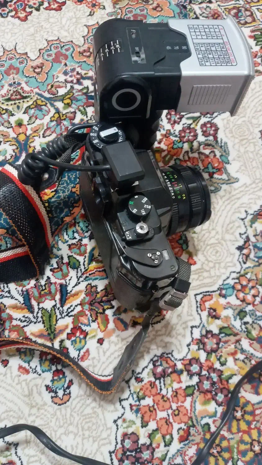 دوربین عکاسی حرفه ای زنیت ۱۲۲ همراه فلش|دوربین عکاسی و فیلمبرداری|تهران, جی|دیوار