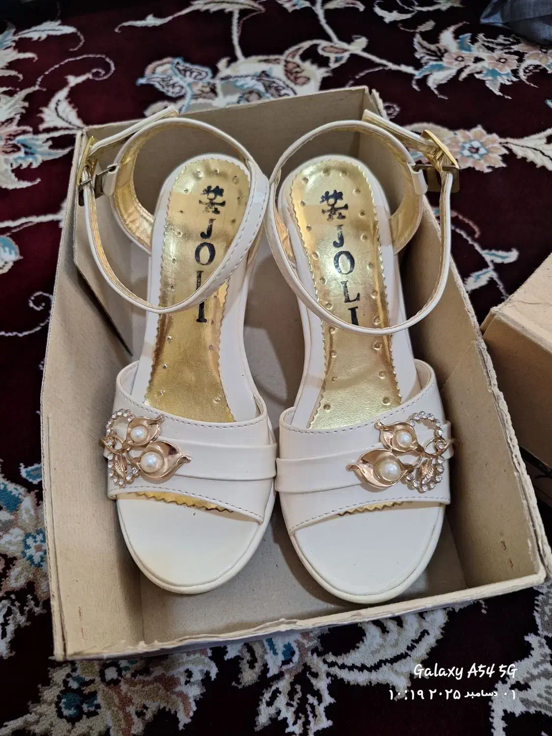 صندل عروس فروشی پاشنه۹سانت|کیف، کفش، کمربند|اصفهان, کوجان|دیوار