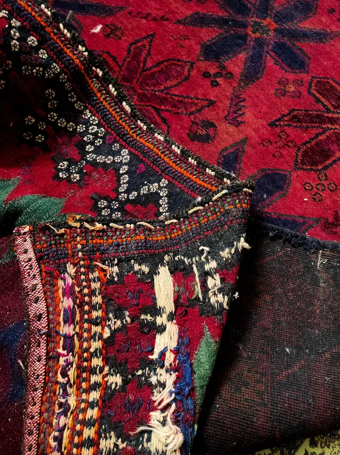 فروش فرش و سفره دستباف بلوچی با قدمت تاریخی|فرش|کرمان, |دیوار