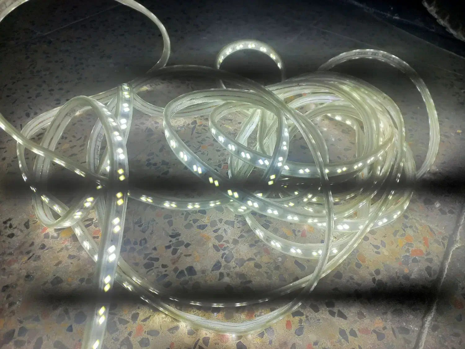 ریسه الیدی|ریسه و چراغ تزئینی|ایلام, |دیوار