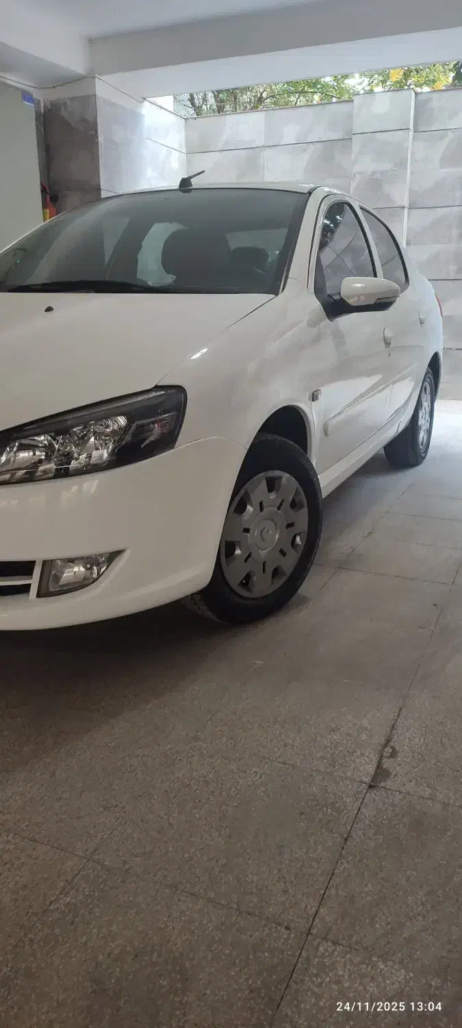 رانا پلاس ۱۴۰۱ بدون رنگ و بدون ضربه|خودرو سواری و وانت|رشت, رشتیان|دیوار