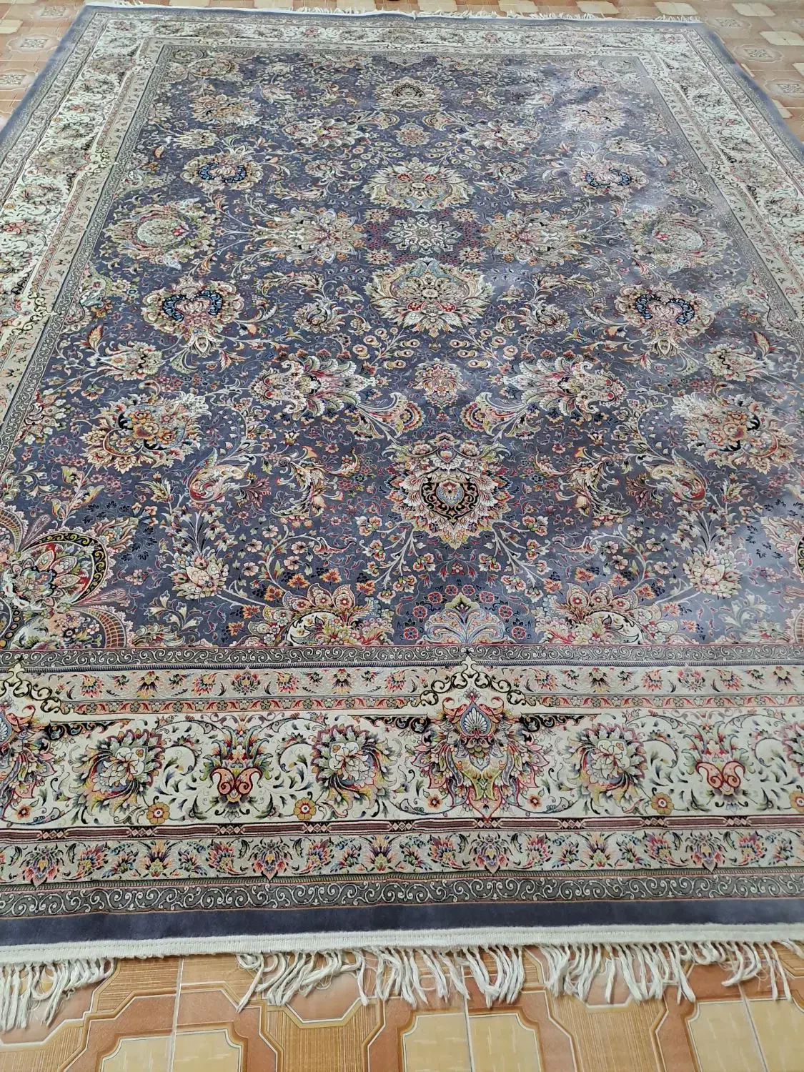 یک تخته فرش ۱۲ متری هزار شانه تراکم ۳۰۰۰|فرش|ورامین, شهرک مدرس|دیوار