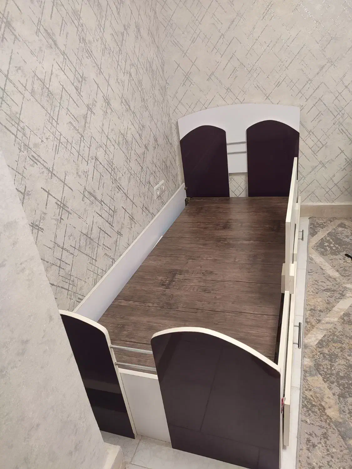 تخت نوجوان  85/180|تخت و سرویس خواب|قدس, شهر‌قدس|دیوار