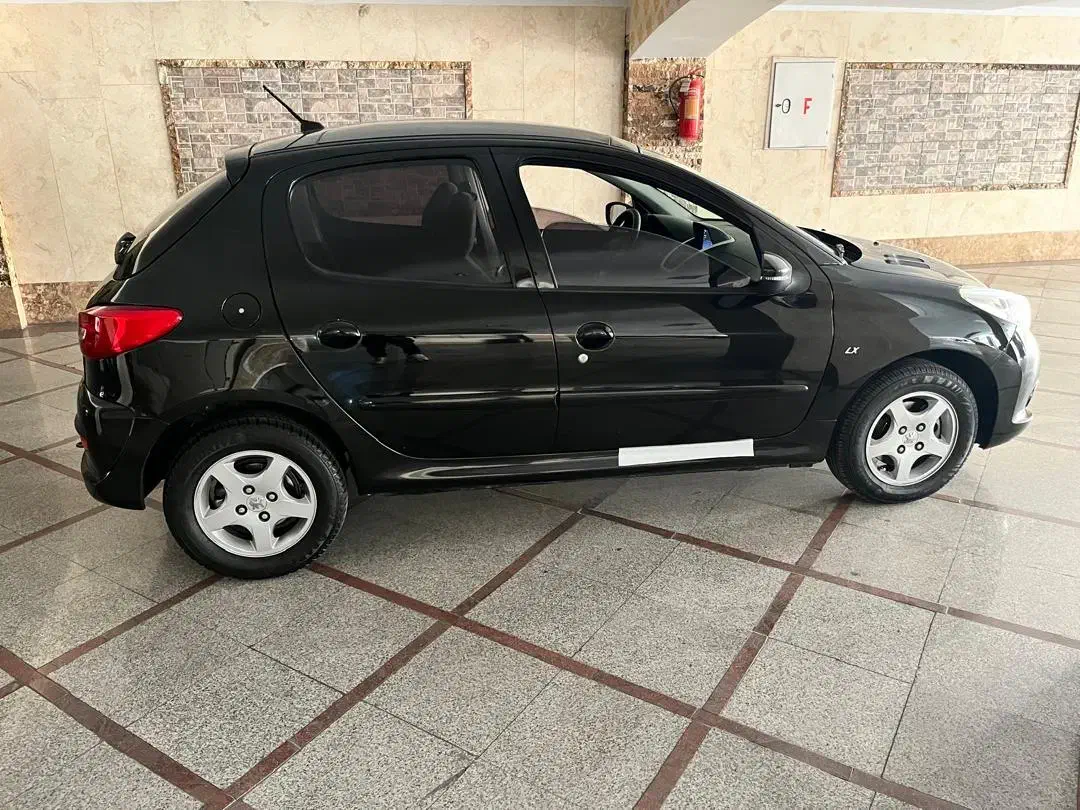 پژو۲۰۷ سقف پانا مدل۱۴۰۱|خودرو سواری و وانت|تهران, جردن|دیوار