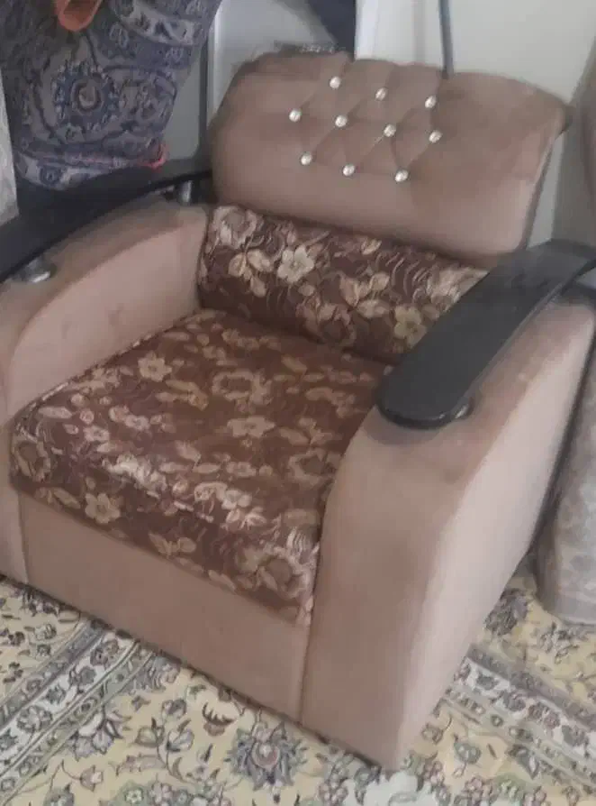 مبل راحتی هفت نفره|مبلمان خانگی و میز عسلی|مرند, |دیوار