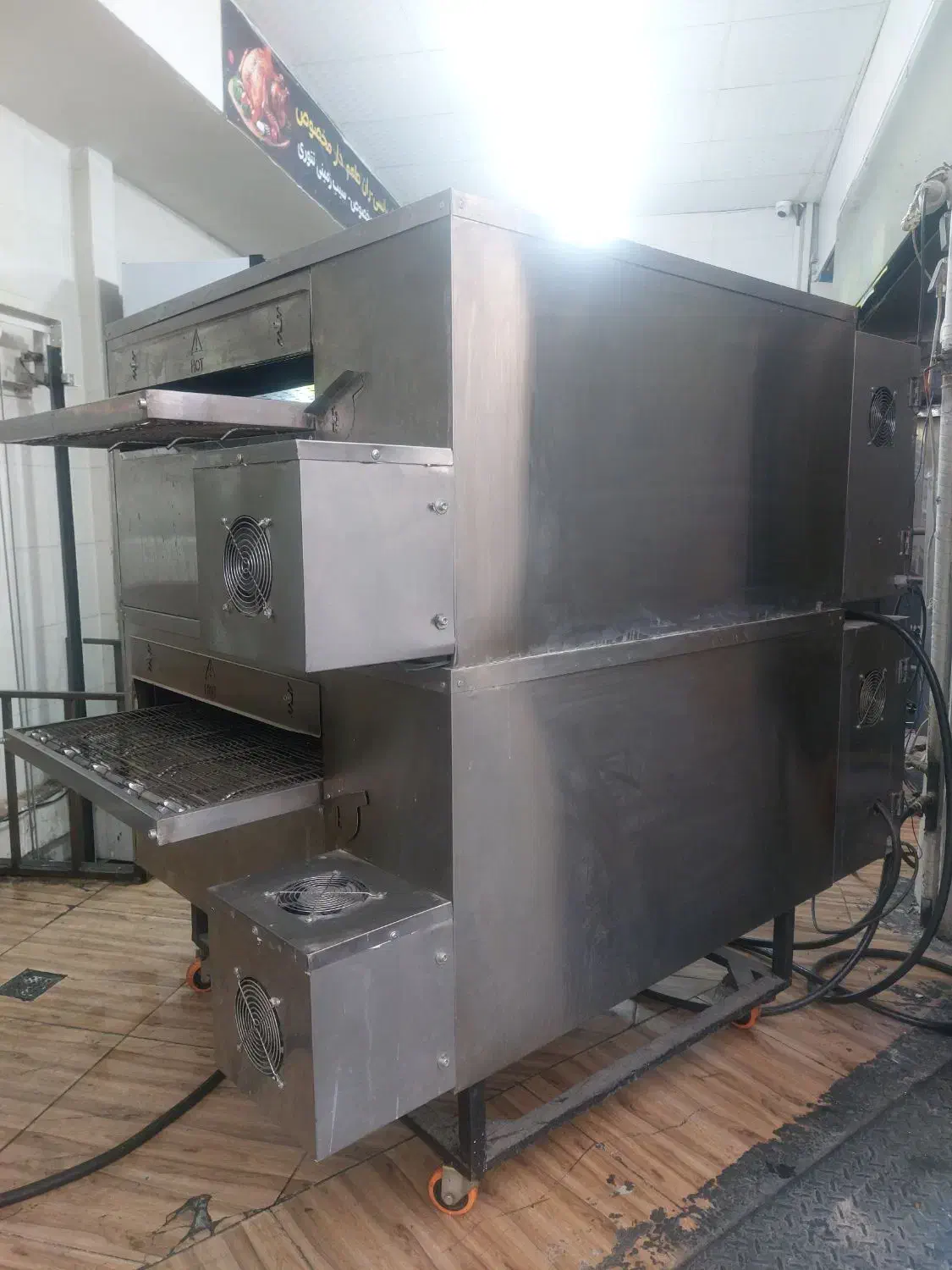 فر پیتزا در حد نو|کافی‌شاپ و رستوران|فردیس, سرحدی|دیوار