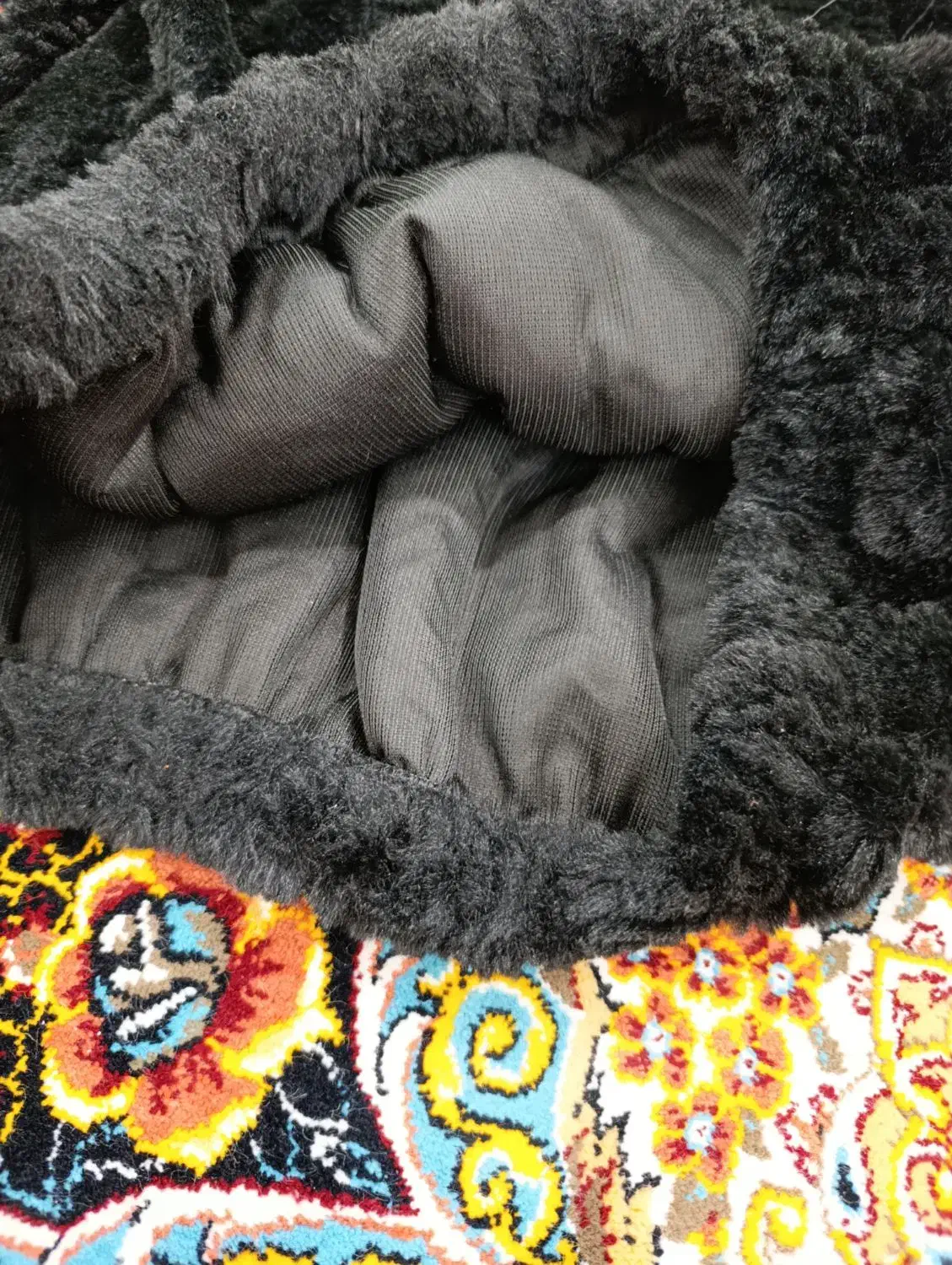 تدی مخمل|لباس|سبزوار, شرق کال میانی|دیوار