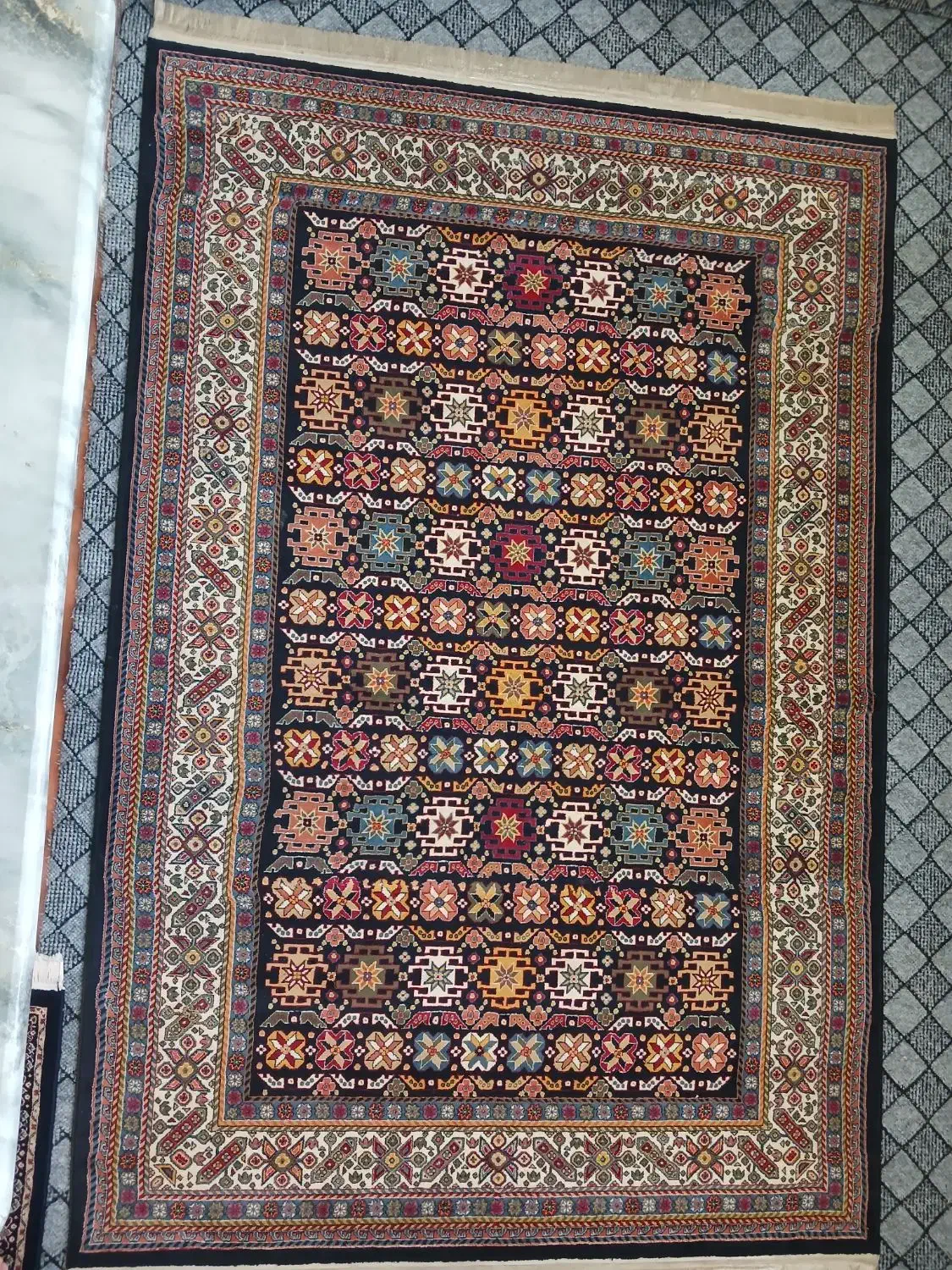 فرش ۷۰۰شانه|فرش|اراک, |دیوار