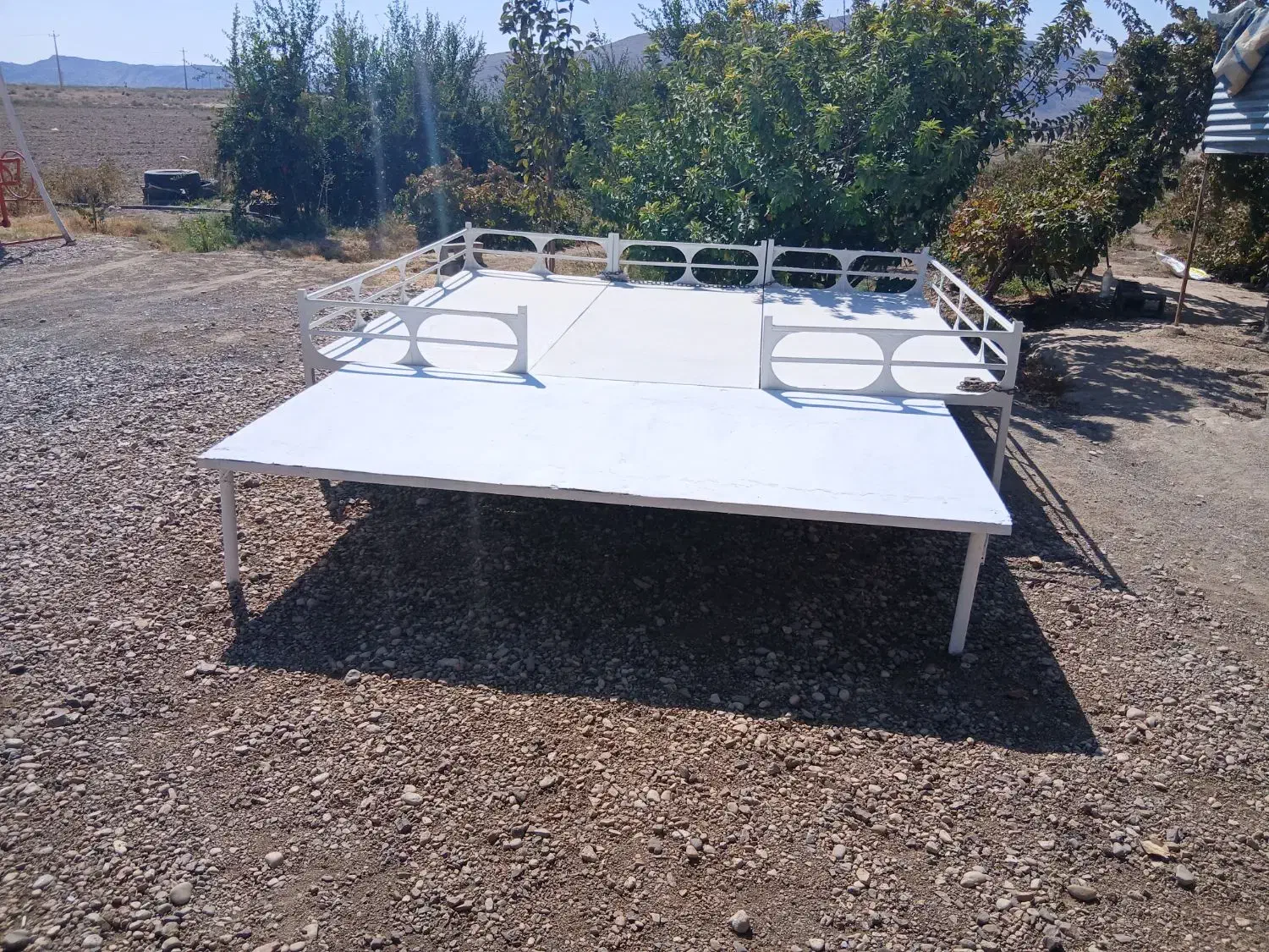 فروش تخت اهنی و باسکول و درب حیاط|مصالح و تجهیزات ساختمان|فسا, |دیوار