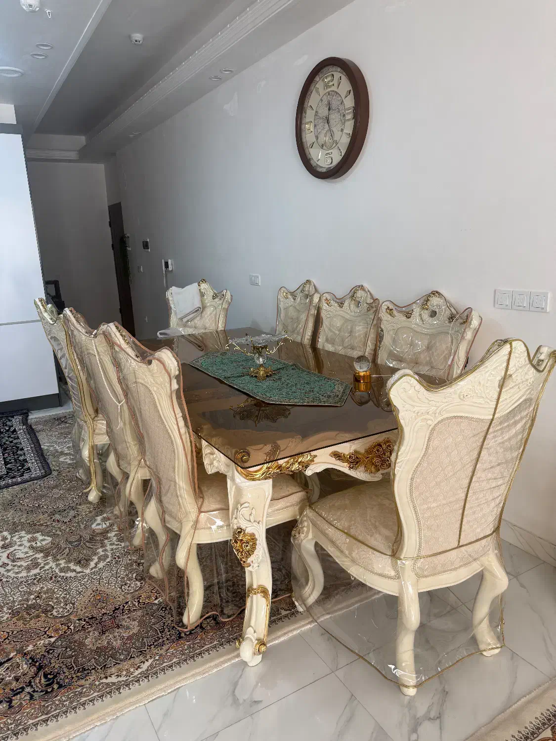 میزناهار خوری ۸ نفره|میز و صندلی غذاخوری|قرچک, میرزائی جنوبی|دیوار