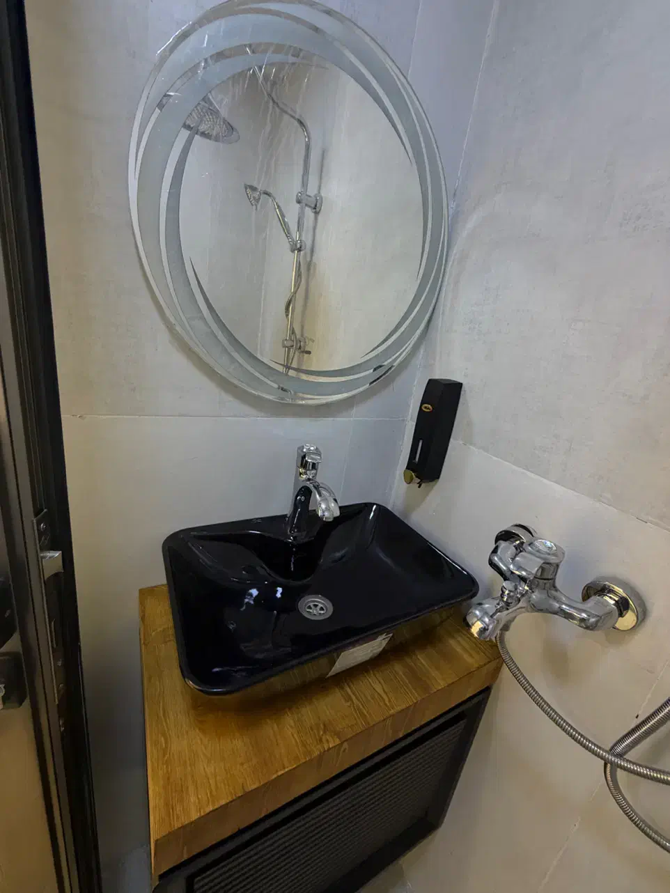 آپارتمان شیک 103متری خوش نقشه|فروش آپارتمان|چابهار, |دیوار