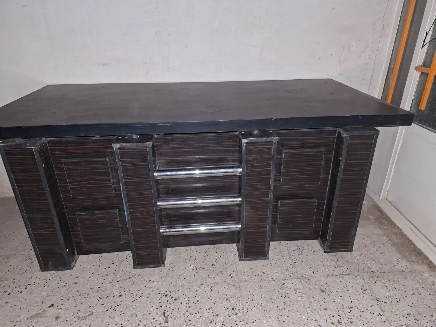 میز مدیریت|مبلمان اداری|نیشابور, شهید بهشتی|دیوار