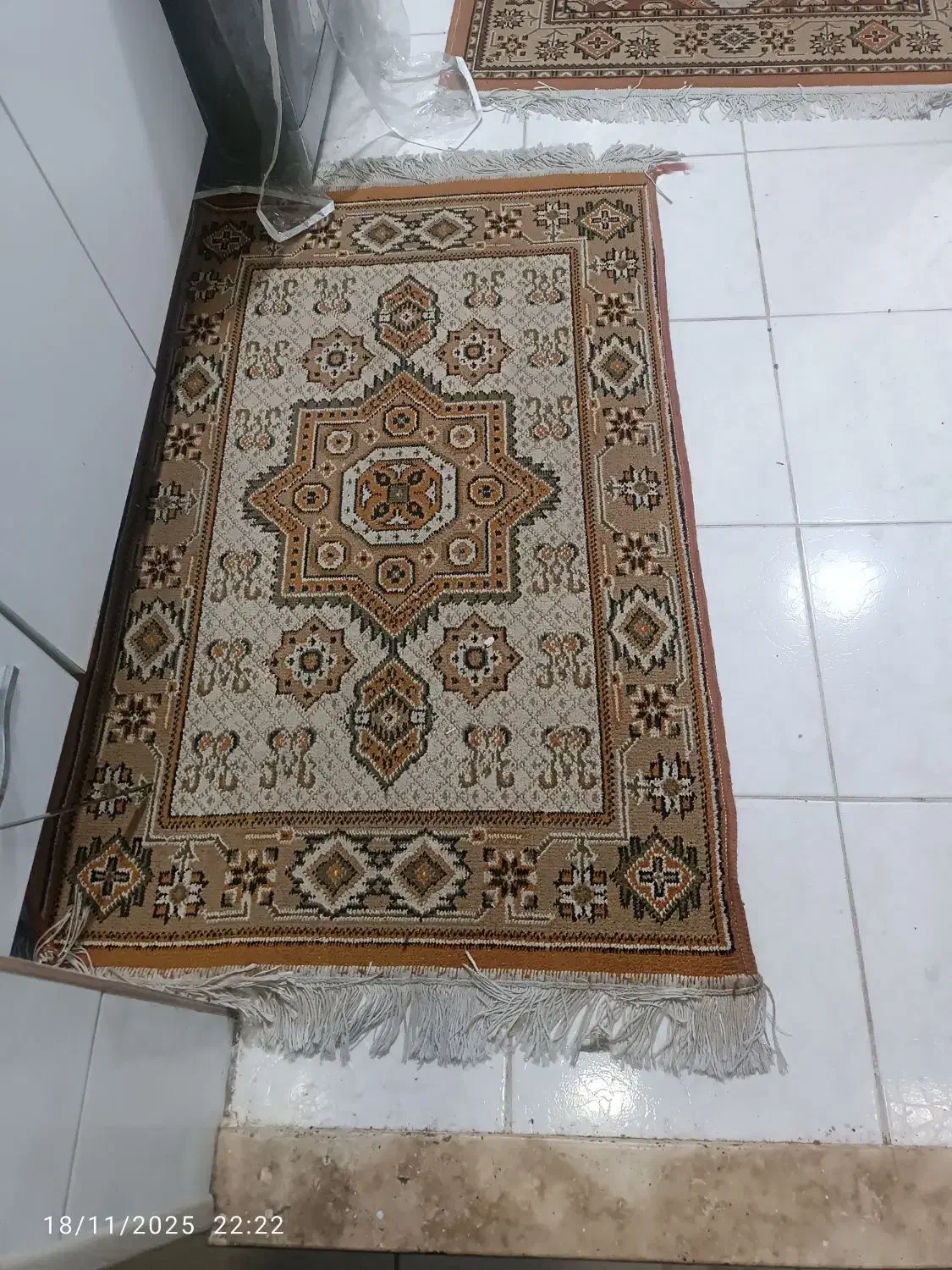 قالیچه دو عدد|فرش|ورامین, ورامین|دیوار