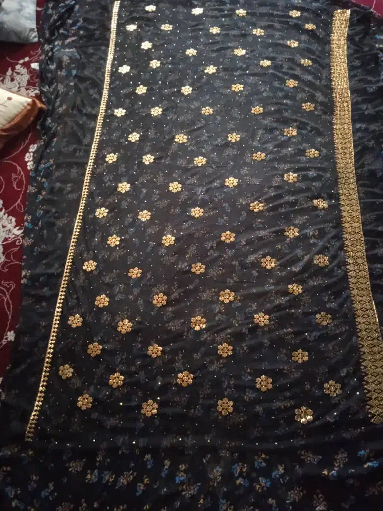 جلبیل|لباس|فین, |دیوار