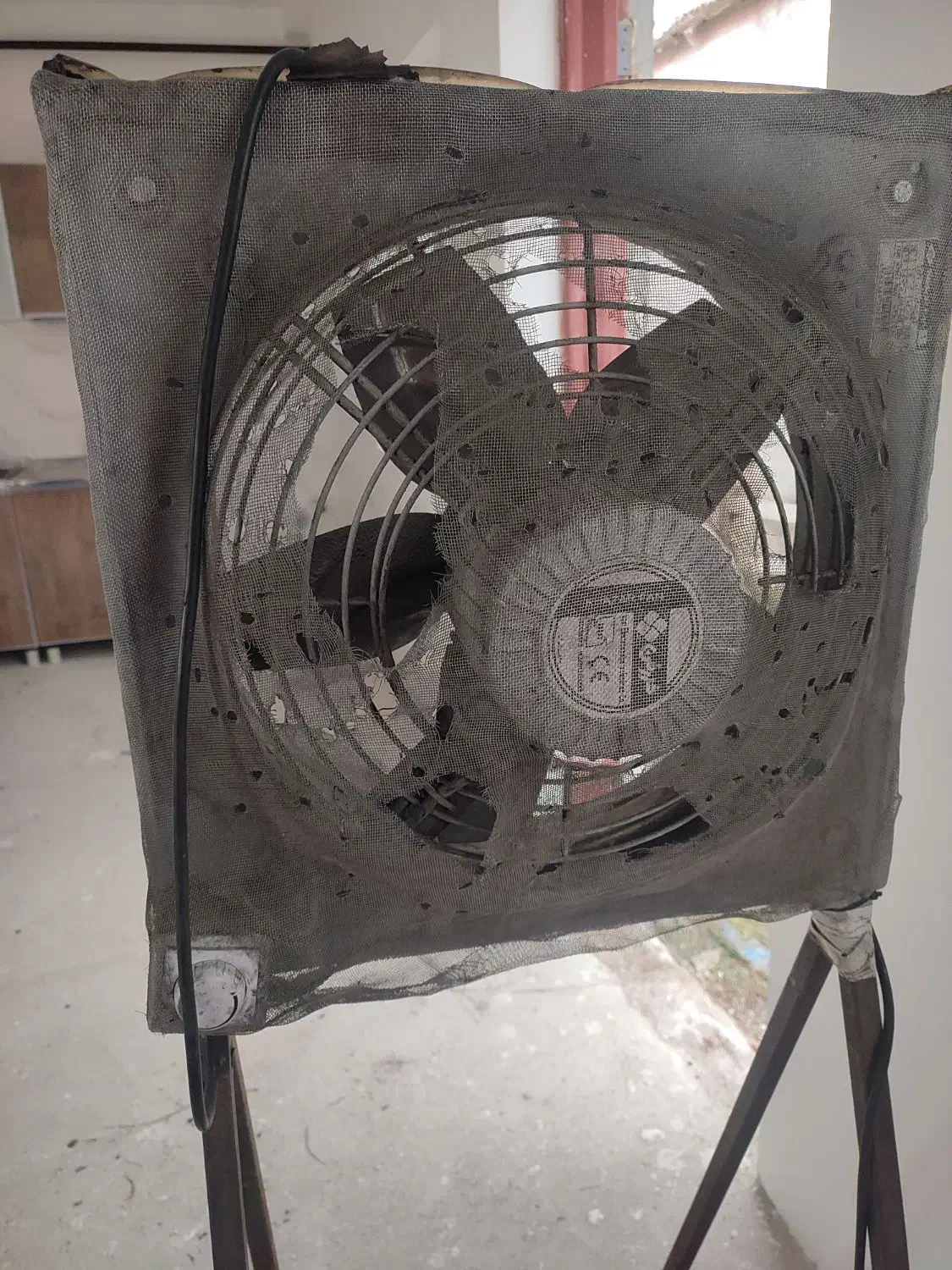 فن میز استیل سیخ جیگر بخاری قارچی|فروشگاه و مغازه|رشت, گلباغ نماز|دیوار