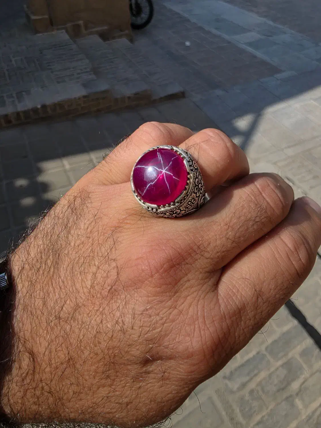 انگشتر یاقوت رکاب قلمکاری شده|جواهرات|یزد, |دیوار
